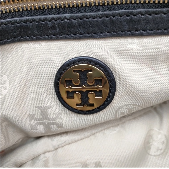 ♥️🥰100% Authentic Tory Burch Black Leather Crossbody Bag - Picture 9 of 14